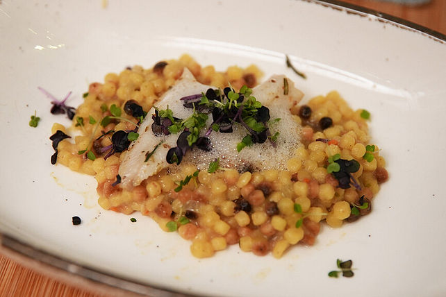 Bodenseefisch mit Winzerschaum auf Fregola Sarda von DasperfekteDinner ...