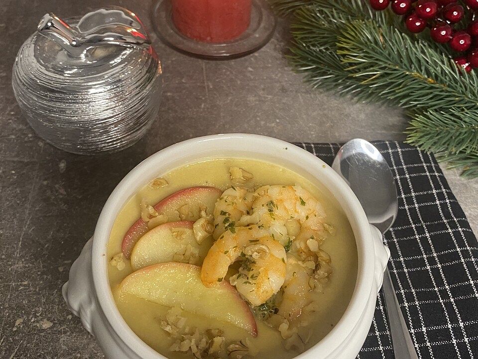 Kartoffel-Apfel-Suppe mit Garnelen von sophies_welt94| Chefkoch