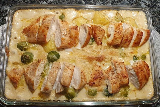 Rosenkohl-Hähnchen-Gratin von Leckermaul24| Chefkoch