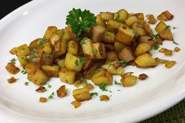 Kartoffelwürfel mit Leberkäse und Thymian von Mooreule| Chefkoch