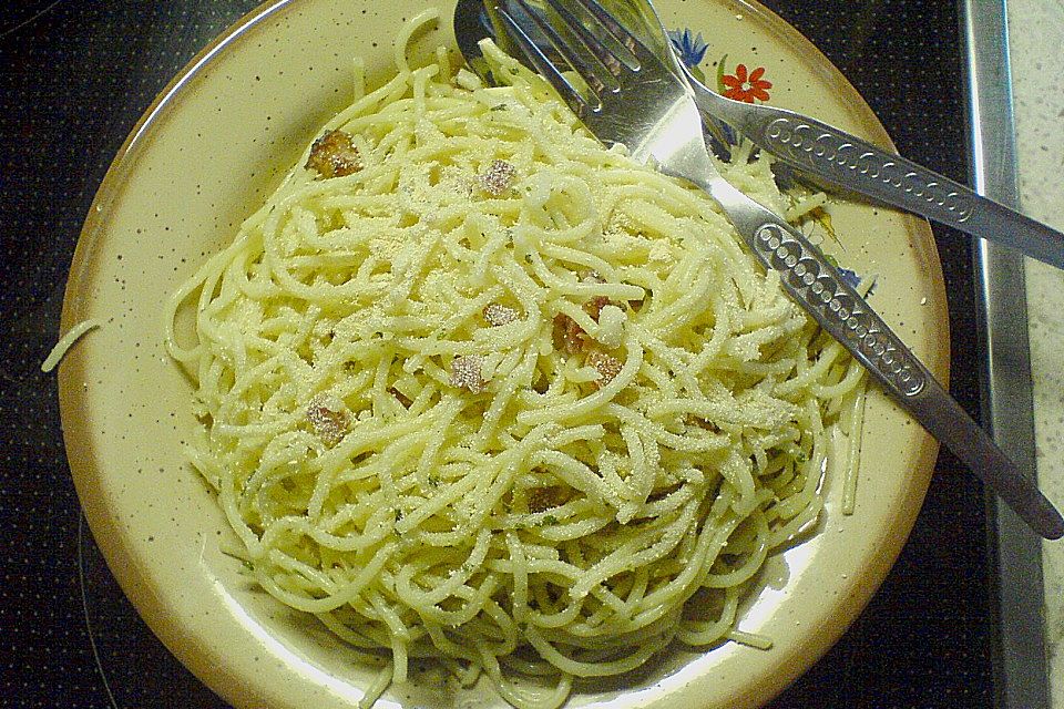 Spaghetti in Knoblauch und Öl