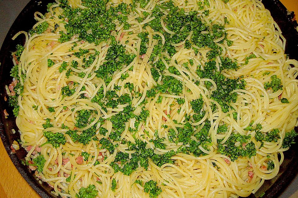 Spaghetti in Knoblauch und Öl