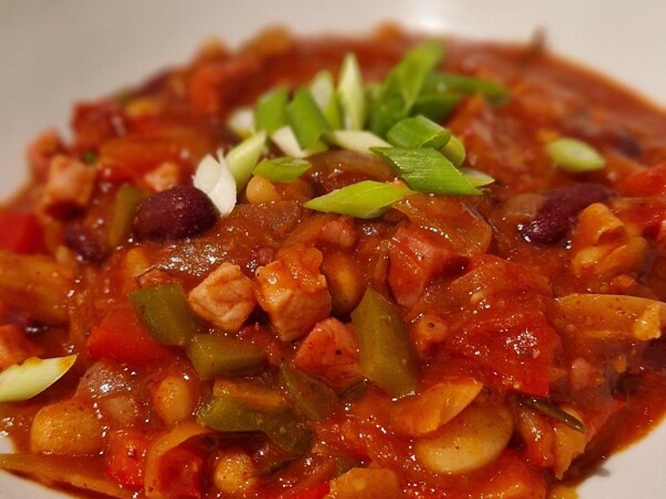 Bohneneintopf mit Sauerkraut und Kasseler von Lecker_im_quadrat| Chefkoch