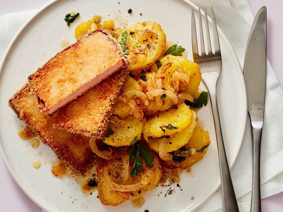 Panierter Leberkäse mit Bratkartoffeln von fuerjedentag| Chefkoch