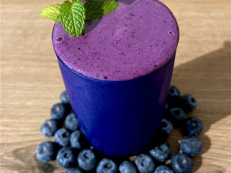 Blaubeer-Muffin-Smoothie von Svetlana-sh| Chefkoch