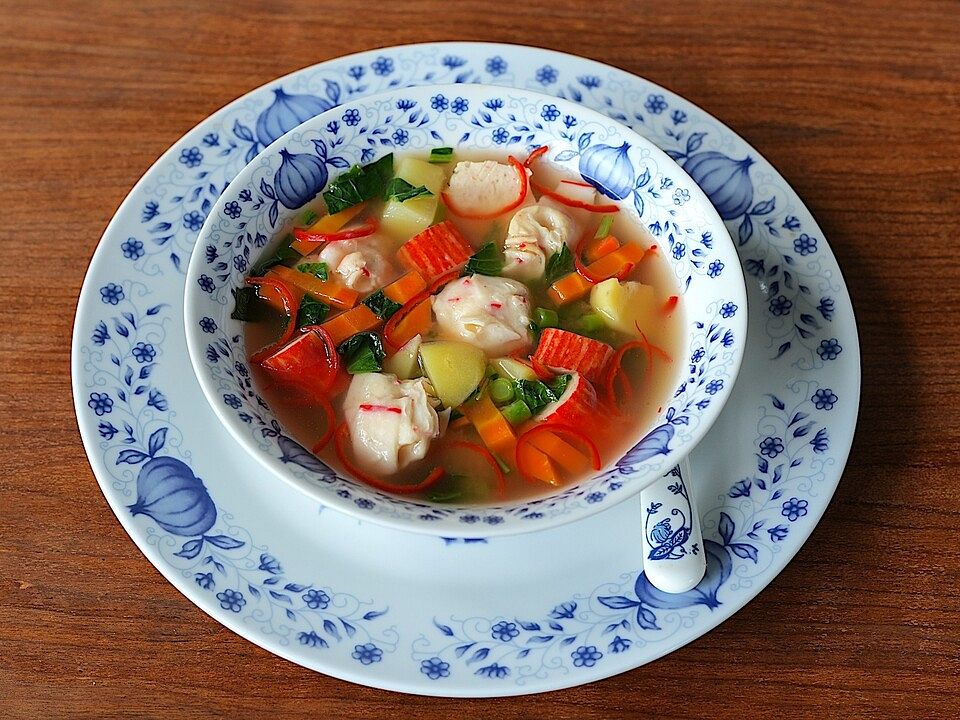 Fischsuppe mit Surimi und Gemüse von dieter_sedlaczek| Chefkoch