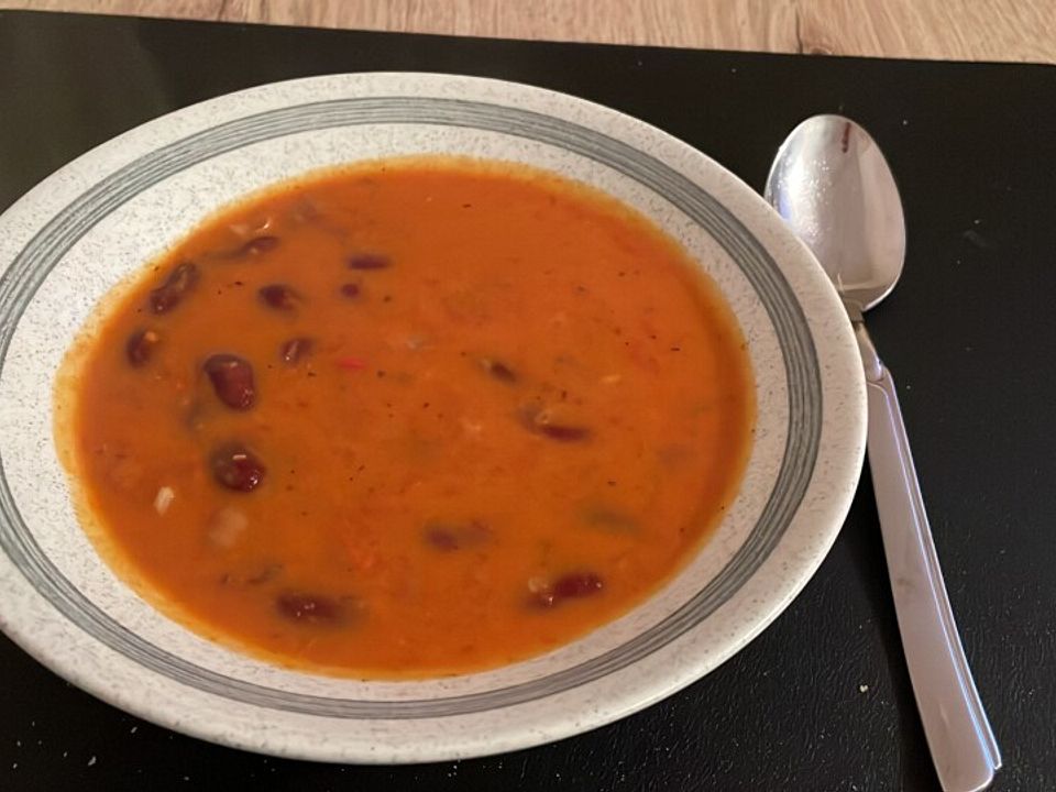 Kokoscremesuppe mit Kidneybohnen von Blondie872| Chefkoch