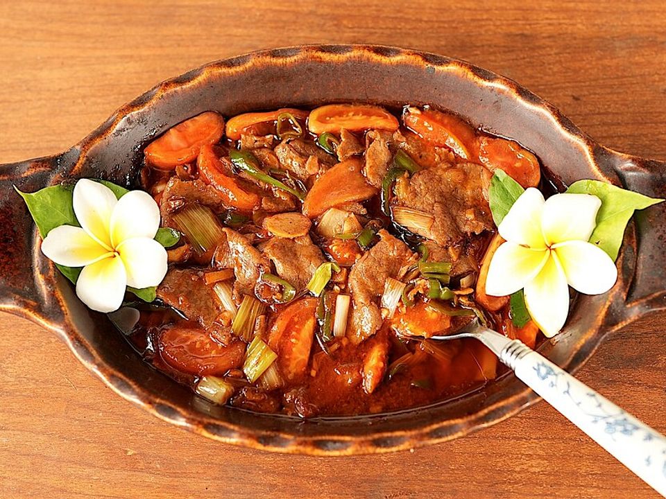 Pfannengerührtes Rindfleisch mit Tomaten von dieter_sedlaczek| Chefkoch