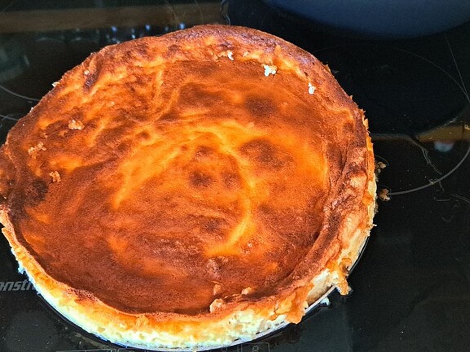 Fluffiger Käsekuchen ohne Mehl und Boden von Schmiedelina123| Chefkoch