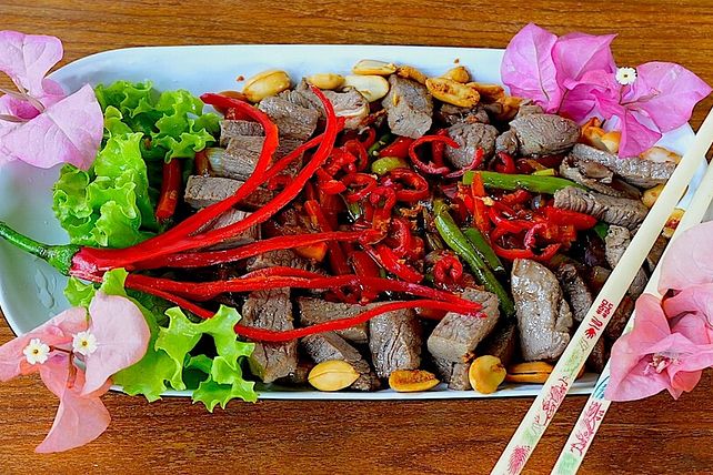 Schweinefleisch mit scharfer Tauco-Sauce von dieter_sedlaczek| Chefkoch