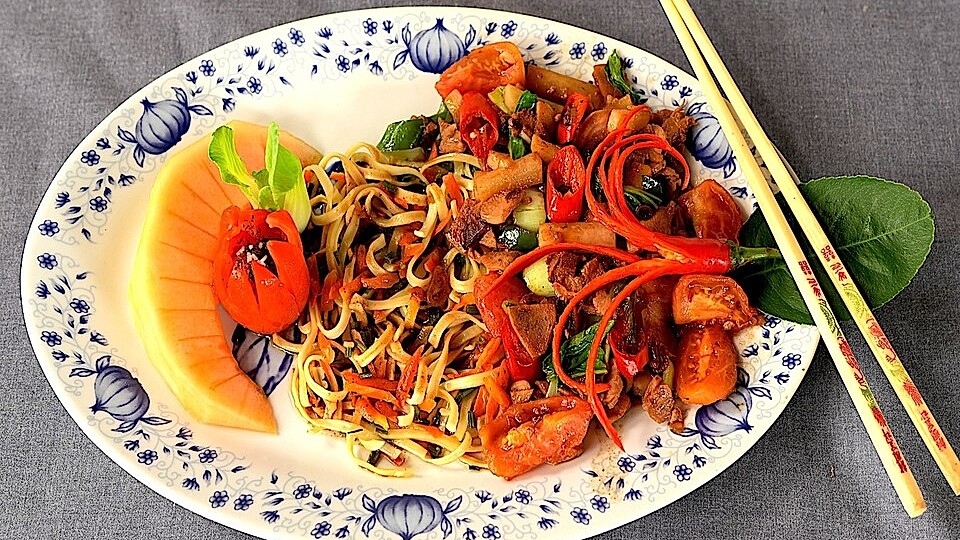 Bunte Nudeln mit Hühner-Cap Cay von dieter_sedlaczek| Chefkoch Bunte Nudeln mit Hühner-Cap Cay von dieter_sedlaczek| Chefkoch