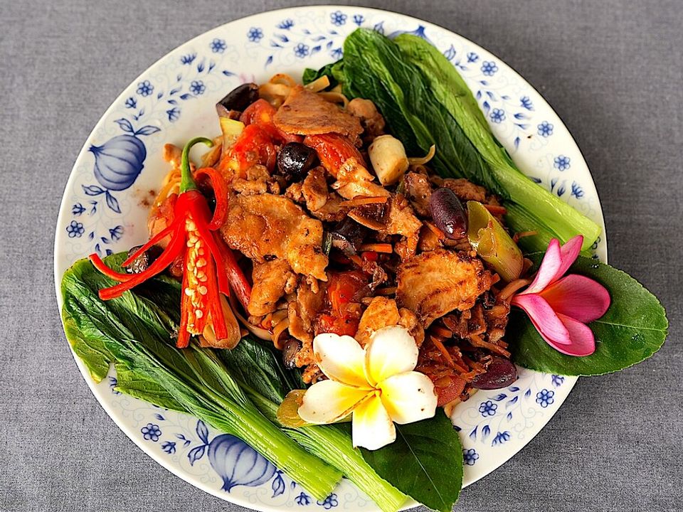 Cap Cay mit Huhn und Pak Choi in Austernsauce von dieter_sedlaczek ...