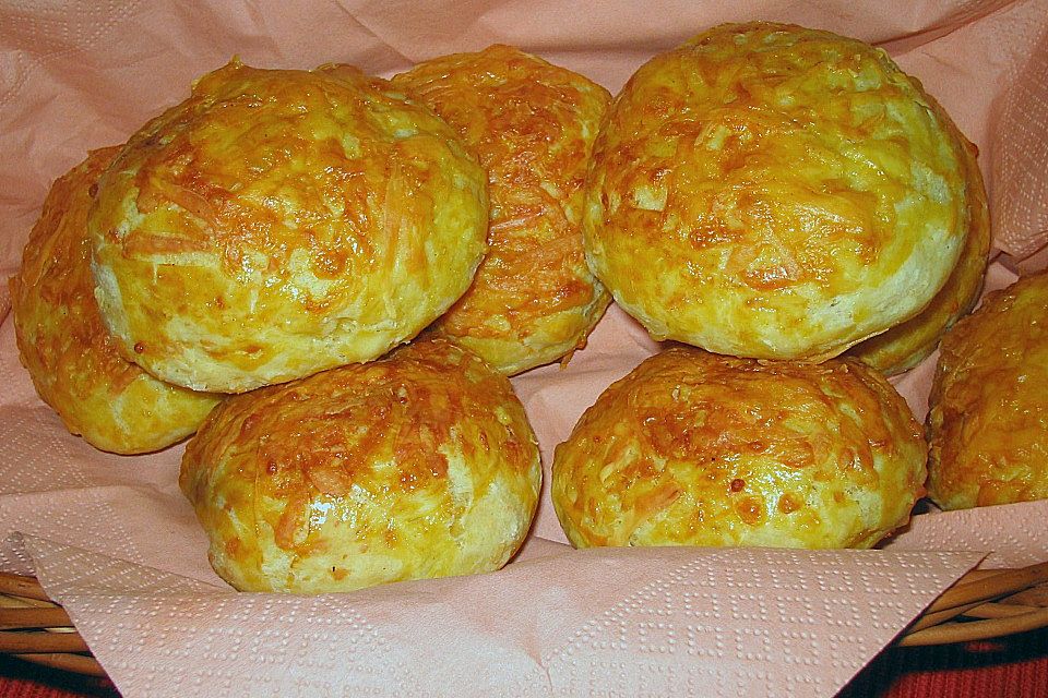 Käsebrötchen