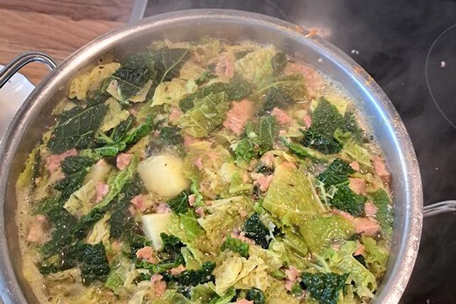 Wirsingkohl-Eintopf von bayern-tom| Chefkoch