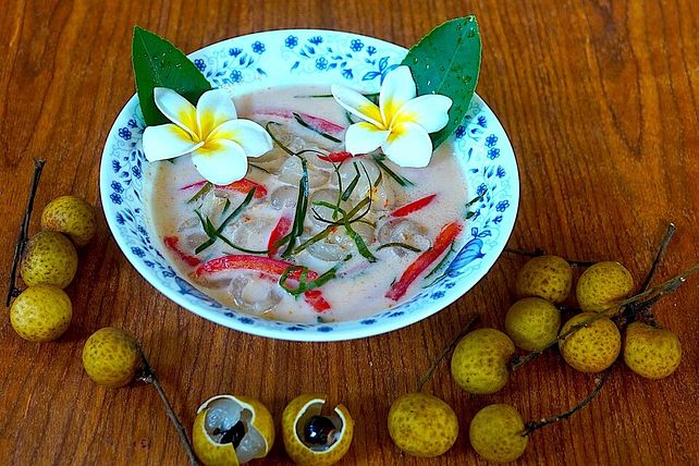 Süß-sauer-scharfe Longan-Suppe von dieter_sedlaczek| Chefkoch