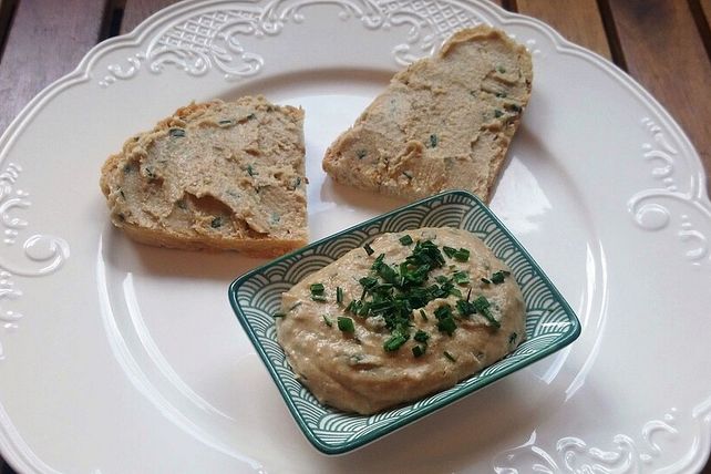 Hefebutter als würziger Brotaufstrich von SoChris| Chefkoch