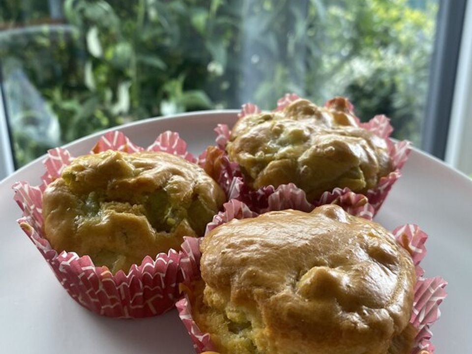 Barbaras zuckerarme Rhabarbermuffins von kitchen_health| Chefkoch
