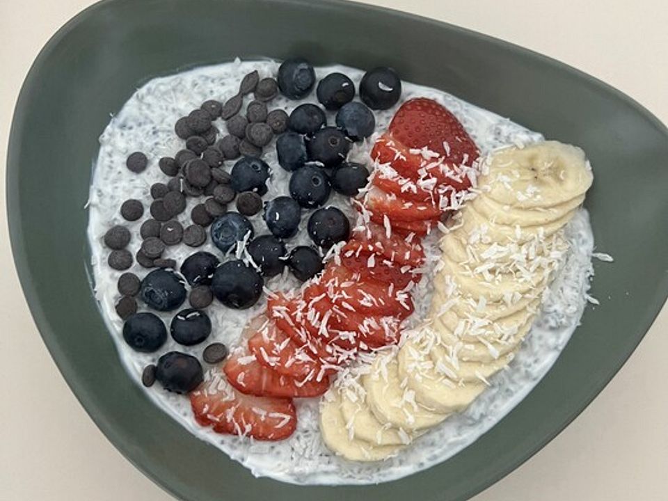 Joghurt-Bowl mit Chiasamen von Der_Genussentdecker| Chefkoch