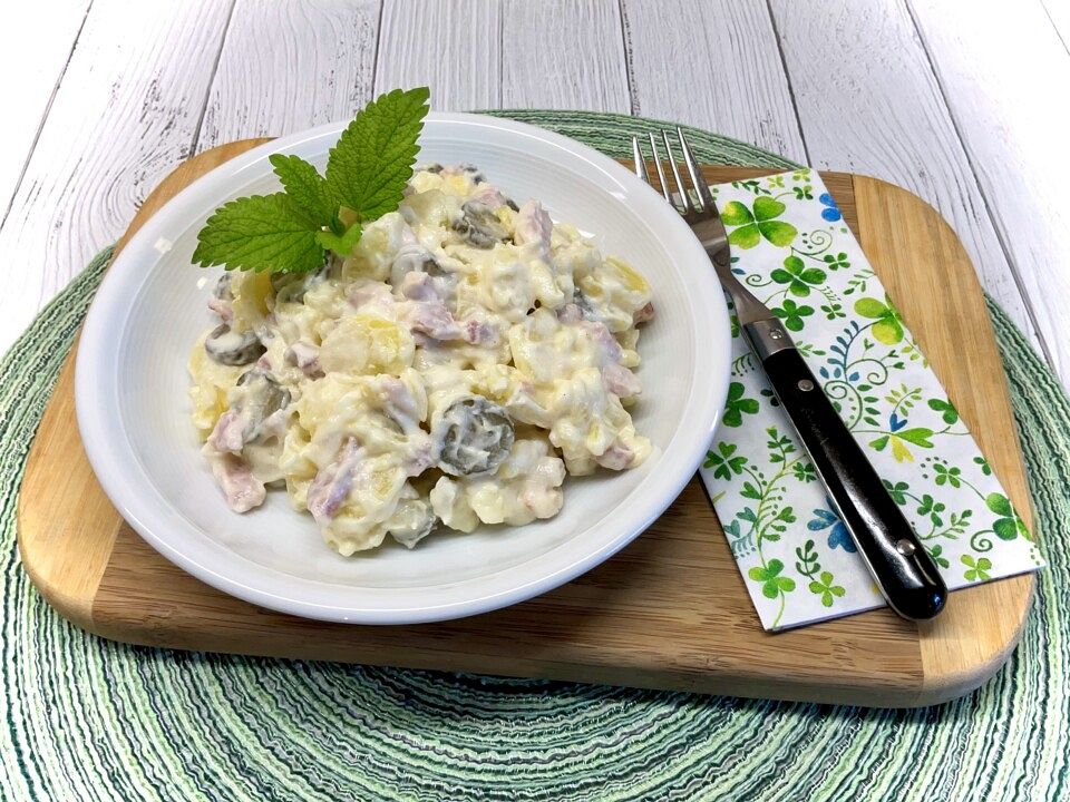 Kartoffelsalat mit Mayo und Speckwürfeln von Markusru| Chefkoch