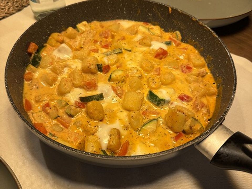 Italienische Zucchini-Tomatenpfanne mit Gnocchi alla Schnuffo von ...
