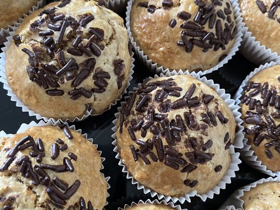 Erdnuss-Muffins mit dunkler Schokolade von katha_moin| Chefkoch