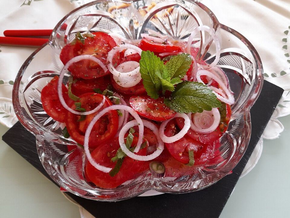 Tomatensalat mit roter Zwiebel und Holunderblütensirup von Anaid55 ...