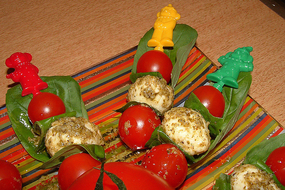 Tomaten-Mozzarella-Spieße