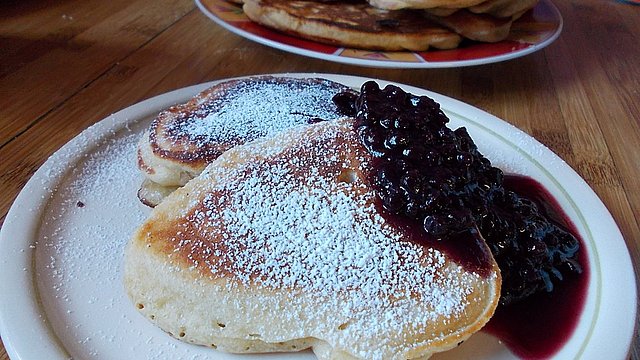 Amerikanische Buttermilch Pfannkuchen von Sofi Amerikanische Buttermilch Pfannkuchen von Sofi