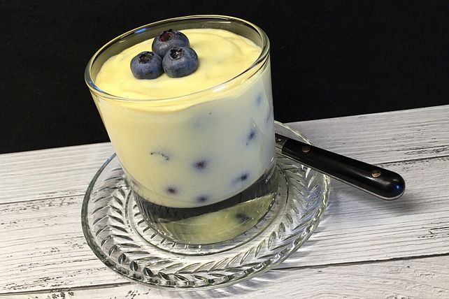 Cremedessert Heidelbeer-Vanille von Mooreule| Chefkoch