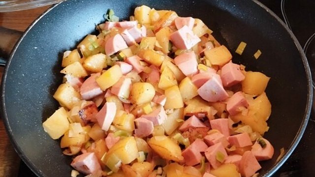 Saarländische Lyonerpfanne von guddges Saarländische Lyonerpfanne von guddges