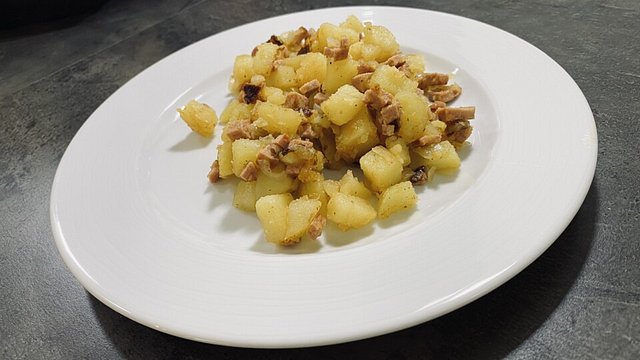 Saarländische Lyonerpfanne von guddges Saarländische Lyonerpfanne von guddges