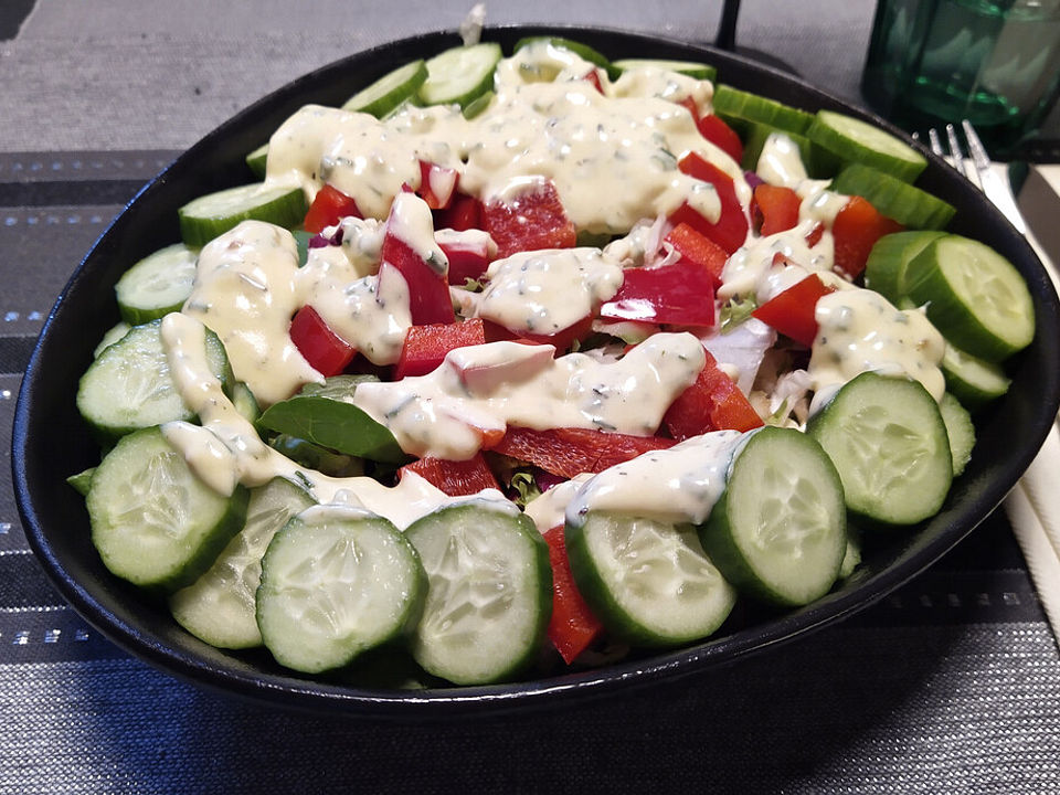 Salatdressing mit Joghurt und Crème fraîche von Mooreule| Chefkoch
