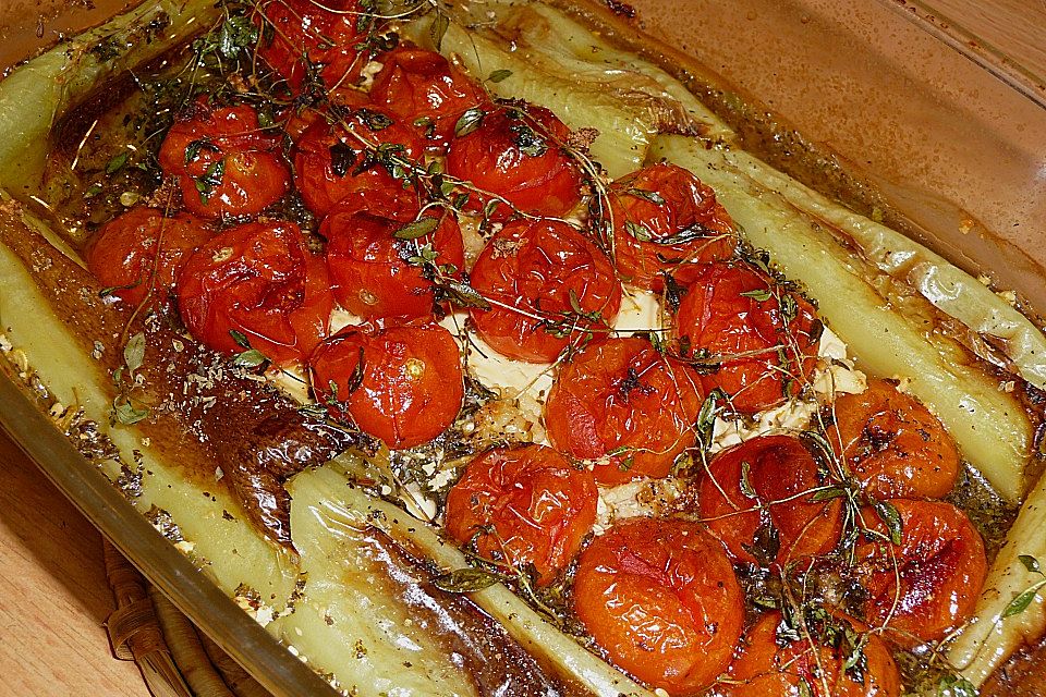 Schafskäse mit türkischem Spitzpaprika aus dem Backofen