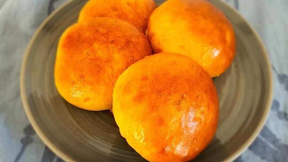 Die perfekten Burger Buns von Yvonne-Omsen| Chefkoch Die perfekten Burger Buns von Yvonne-Omsen| Chefkoch