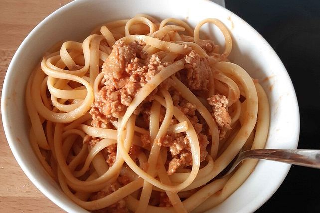 Spaghetti mit gewürzten Hackfleisch von Zugolu| Chefkoch