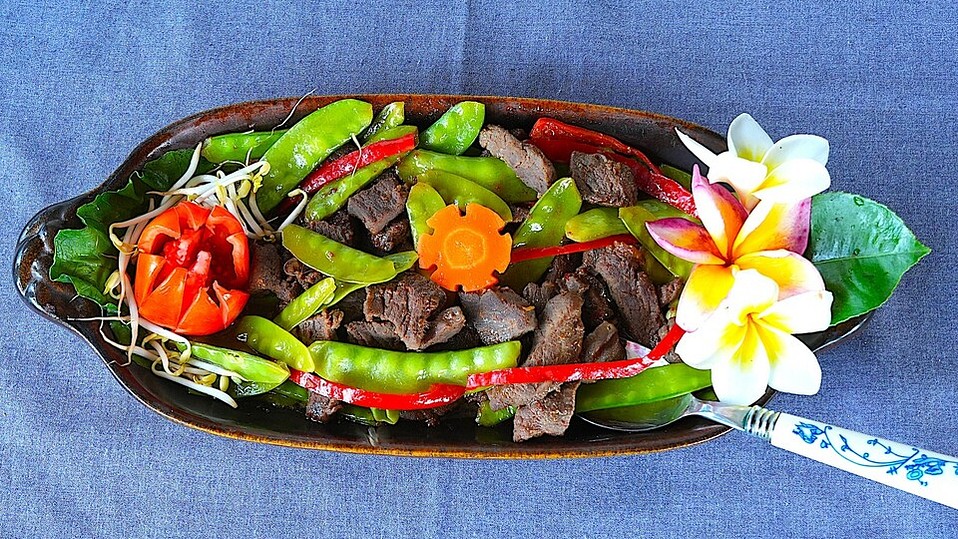 Zart-würziges Rindfleisch mit Kaiserschoten von dieter_sedlaczek