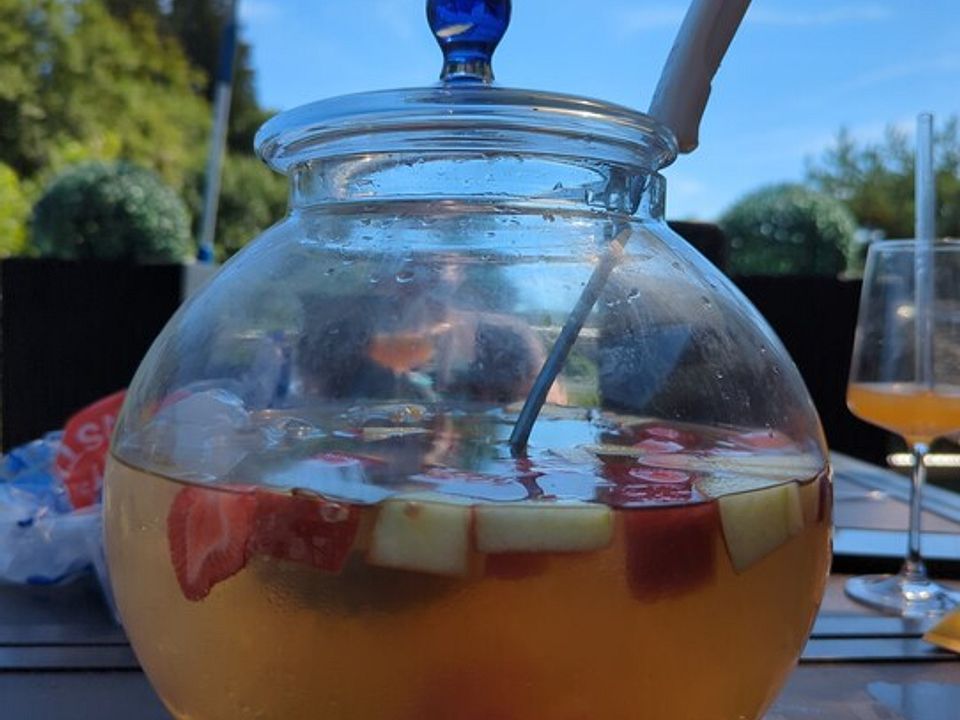 Mausis leichte Sommerbowle von benediktserve23| Chefkoch