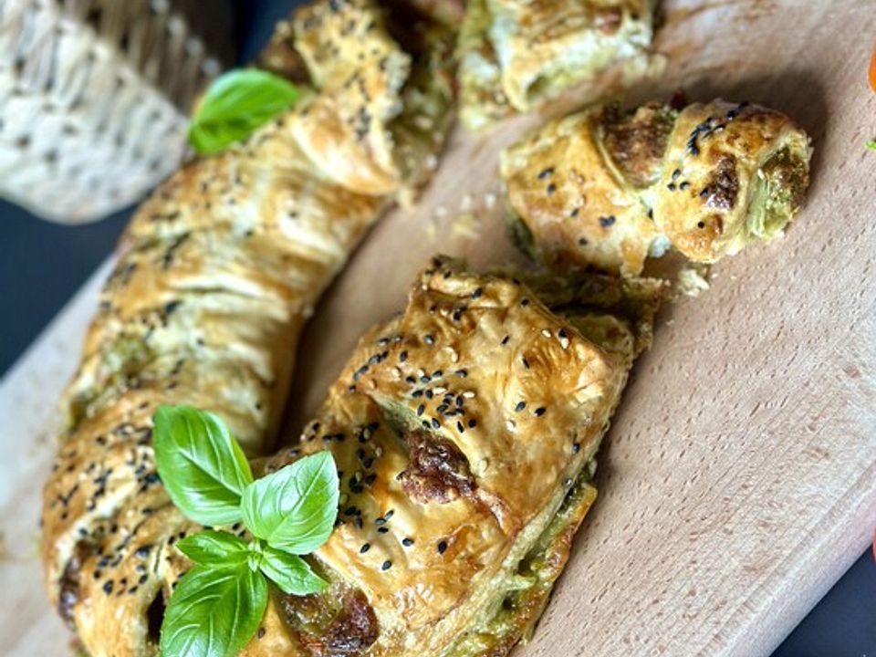 Blätterteig-Kranz mit Tomate und Mozzarella von Chefkoch_Sabine| Chefkoch