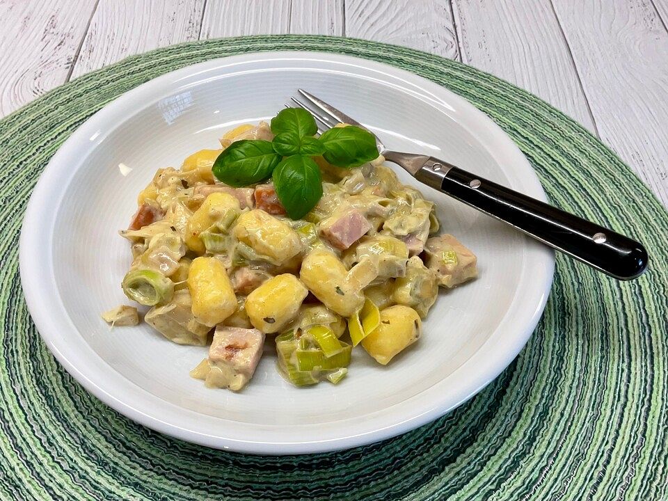 Feine Gnocchi mit Porree und Kasseler von Mooreule| Chefkoch