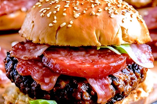 Pizza-Hackfleisch-Burger von altehenne2000| Chefkoch