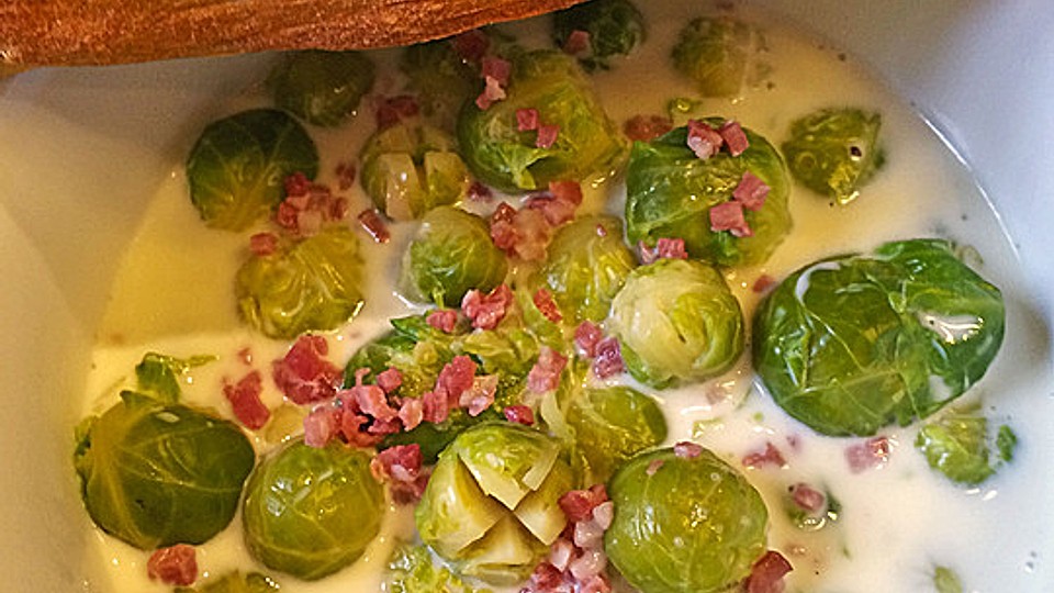 Rosenkohl mit Käsesauce von ulkig| Chefkoch