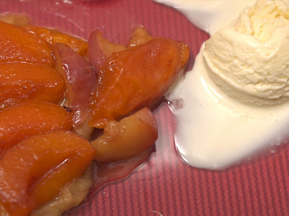 Tarte Tatin | Lavendeleis von DasperfekteDinner| Chefkoch
