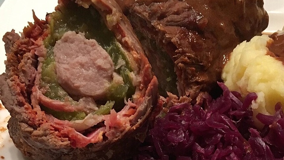 Rinderroulade mit Salatgurke und Bratwurstbrät von LadyNimoe| Chefkoch