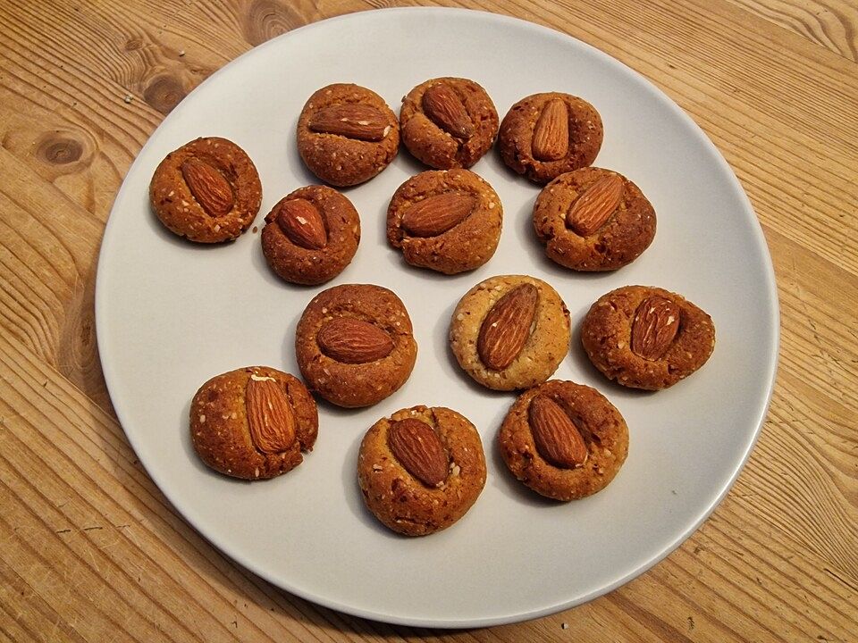 Britta&amp;#39;s vegane Bethmännchen von yankeecats| Chefkoch