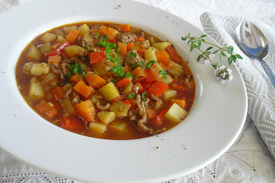 Serbische Kartoffelsuppe