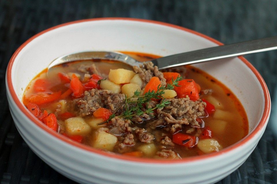 Serbische Kartoffelsuppe