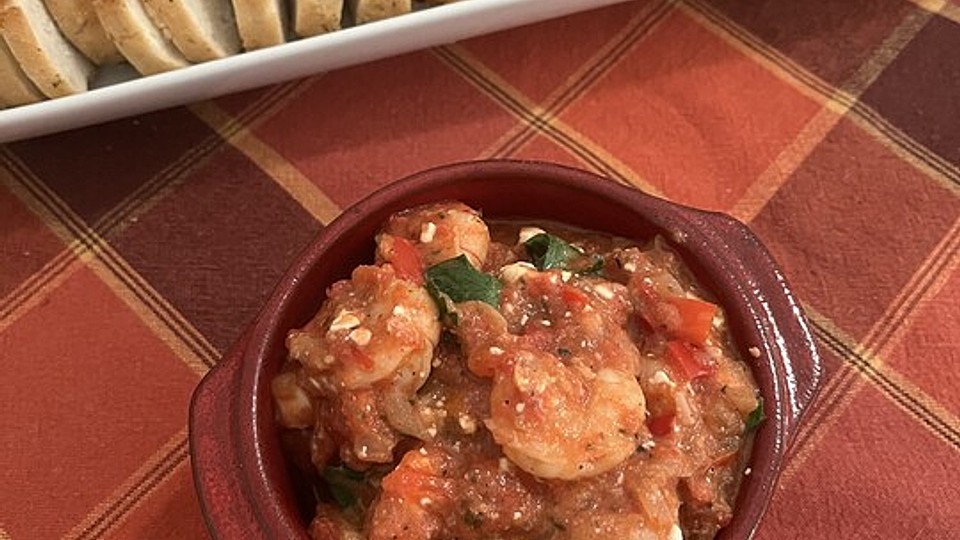 Garnelen mit Paprika, Tomaten, Feta und Metaxa - mediterran von ... Garnelen mit Paprika, Tomaten, Feta und Metaxa - mediterran von ...