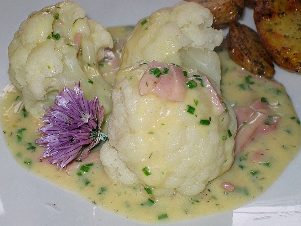 Blumenkohl mit Käse - Kräuter - Sauce von AlexundAnnika | Chefkoch