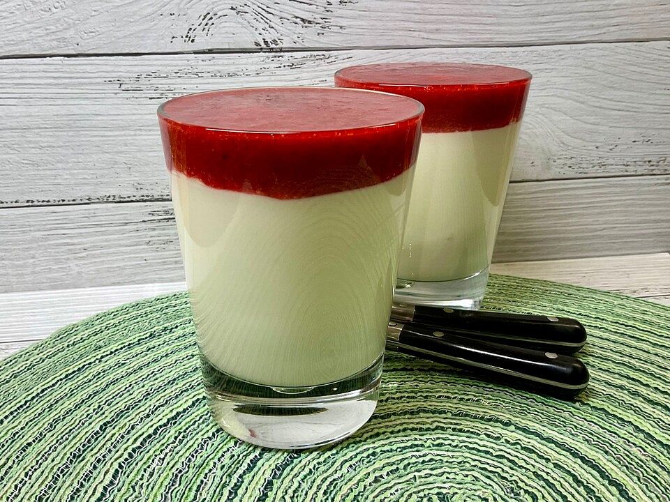 Joghurt-Frischkäsecreme mit Erdbeeren von Mooreule| Chefkoch Joghurt-Frischkäsecreme mit Erdbeeren von Mooreule| Chefkoch