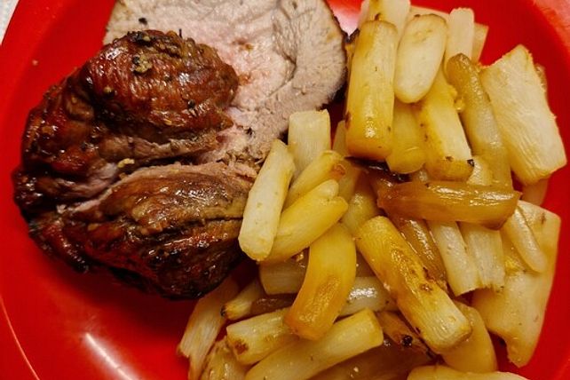 Schweineschinkenbraten mit Schwarzwurzeln von speedyute| Chefkoch